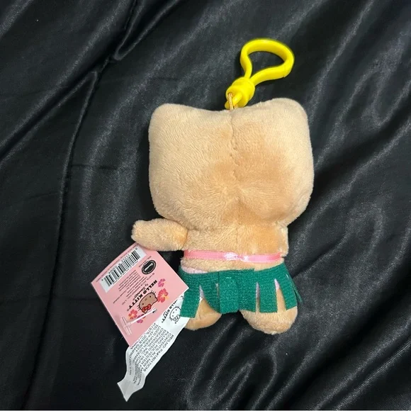 LIMITED EDITION Hawaii Hula Kiss Hello Kitty Plush Keychain - Picture 2 of 2